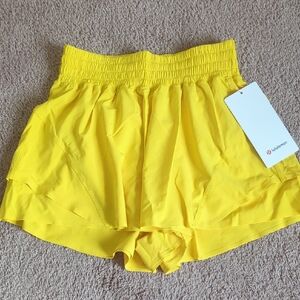 Lululemon Athletica Shake It Out Shorts/Maize Yellow